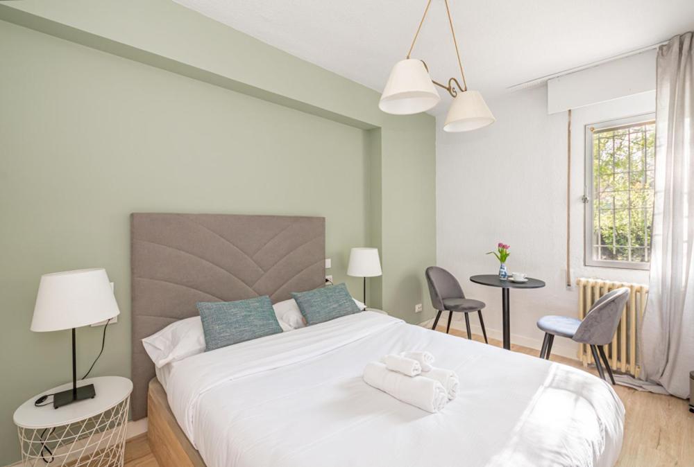 Madrid Rio Rooms מראה חיצוני תמונה